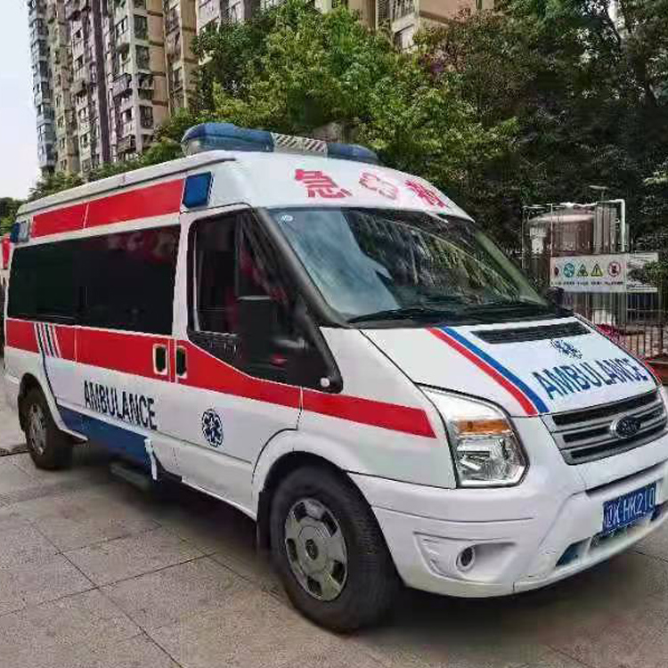 花山长途救护车护送病人返乡